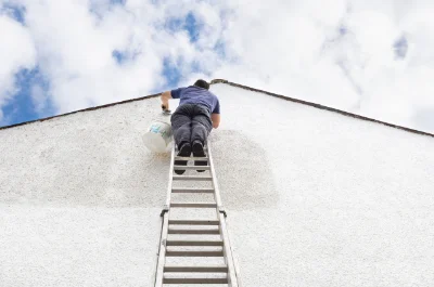 Peinture extérieure à Prinsuéjols-Malbouzon — façades et ravalement